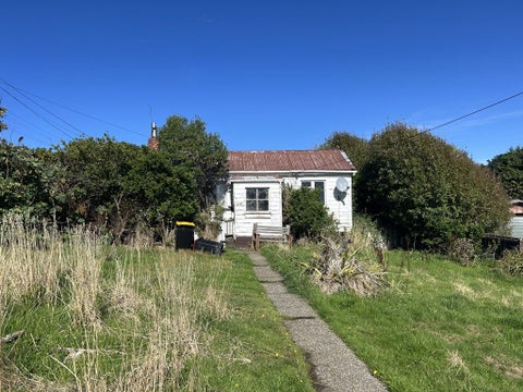 106 Bann Street, Bluff
