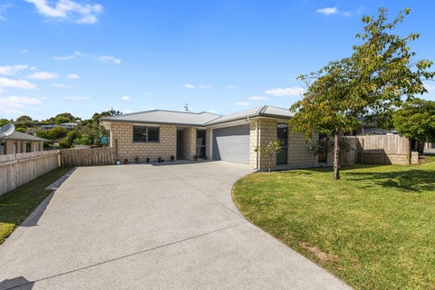 42 Fairfax Crescent, Pyes Pa, Tauranga