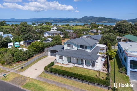 30 Papaunahi Road, Bowentown, Waihi Beach