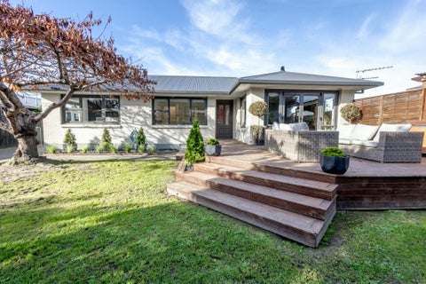 38 Main North Road, Woodend, Woodend