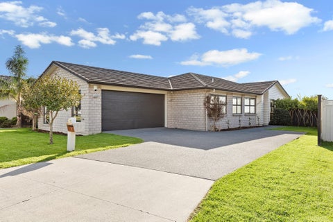 7 Kirkaldy Street, Wattle Downs, Auckland