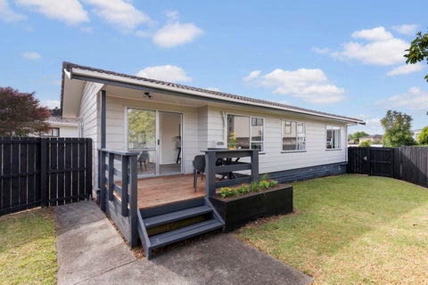 20 Halyard Place, Te Atatu Peninsula, Auckland