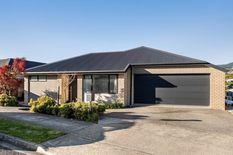 2 OLYMPUS WAY, RICHMOND