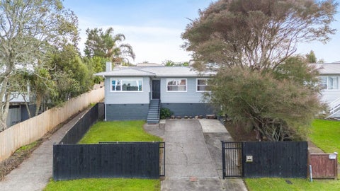 1/17 Crystal Avenue, Glendene, Auckland