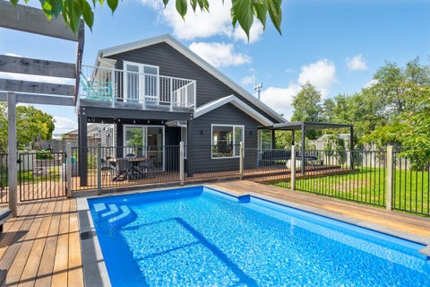 21A Cambridge Road, Martinborough