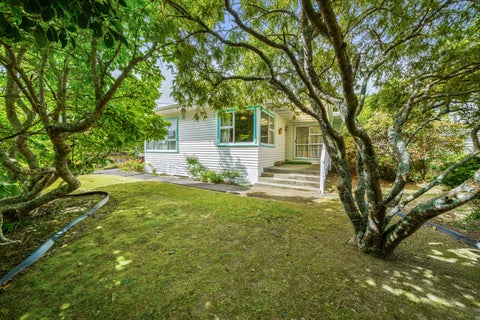 144 Hine Road, Wainuiomata, Lower Hutt