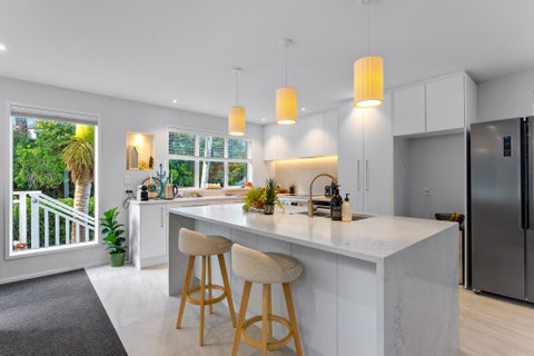 32A Sandown Road, Rothesay Bay, Auckland