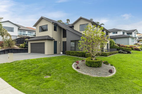 2 Ashburn Close, Orewa, Orewa