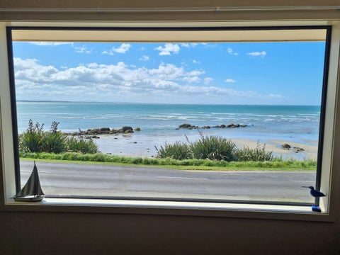 218 Rocks Highway, Riverton