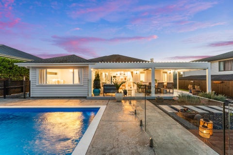 24 Woodridge Drive, Stanmore Bay, Whangaparaoa