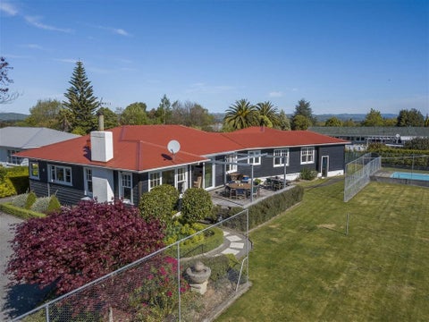 17 Miro Street, Lansdowne, Masterton