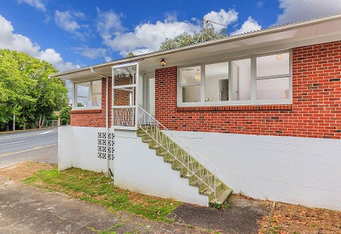 1/1523 Great North Road, Waterview, Auckland