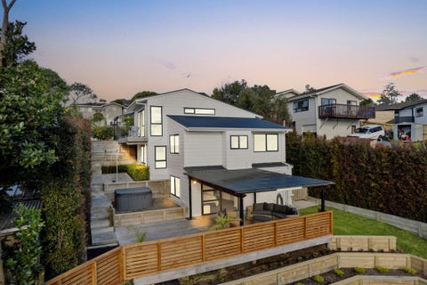 68 Robbies Road, Shelly Park, Auckland