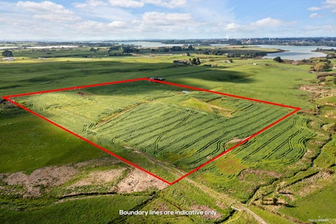69 Tahurangatira Road, Karioitahi, Waiuku