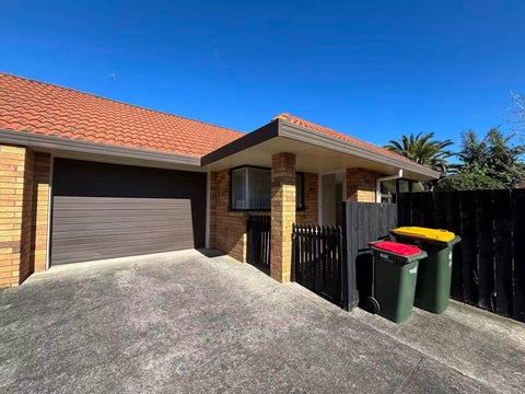 3/52 Millhouse Drive, Northpark, Auckland