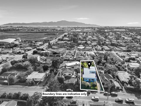9 Moana Road, Paraparaumu
