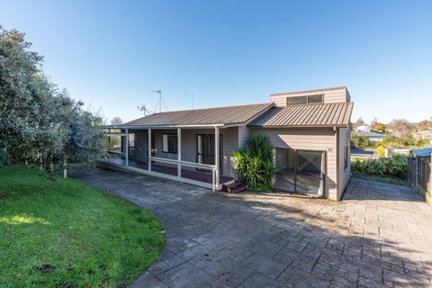 33 Mahoe Street, Melville, Hamilton