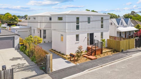 16 Bass Street, Woolston, Christchurch