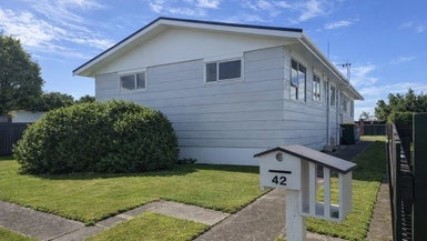 42 Kamahi Avenue, Hawera