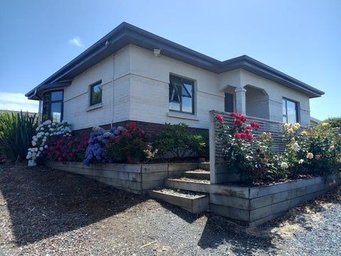 22 Charles Street, Grasmere, Invercargill