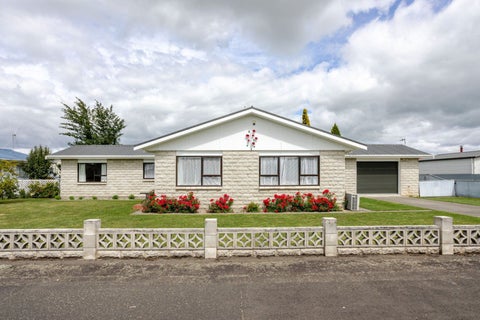 44 Allardice Street, Dannevirke