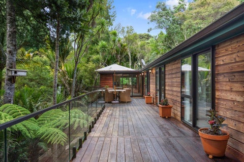 111 Wood Bay Road, Titirangi, Auckland
