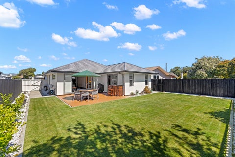 7A Sylvia Street, Parklands, Christchurch