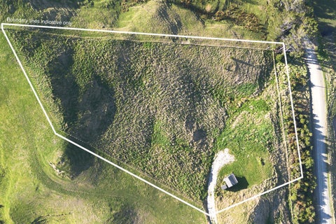 937 Old Hill Road, Porangahau