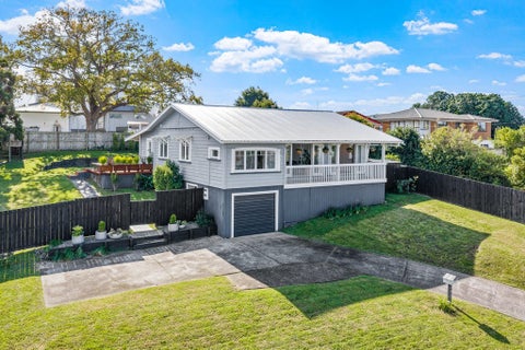 18 Penton Road, Stanmore Bay, Whangaparaoa