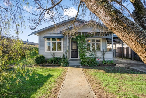 6 Davy Street, Carterton
