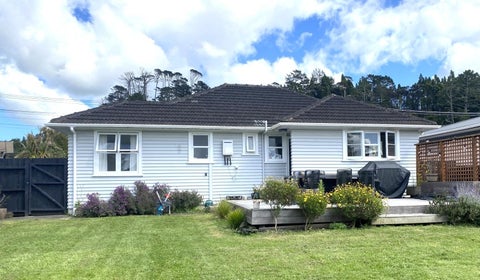 10 Birdwood Road, Swanson, Auckland