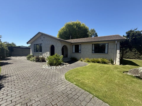 27 Te Maru Place, Redwood, Christchurch