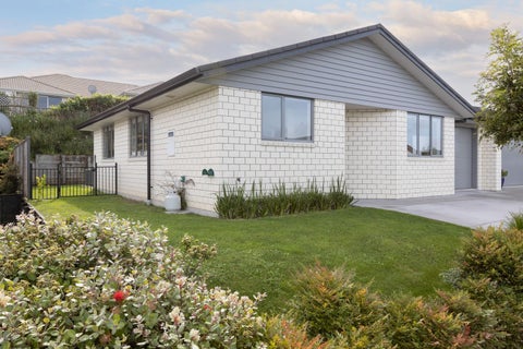 5/4 Greystone Place, Omokoroa, Omokoroa