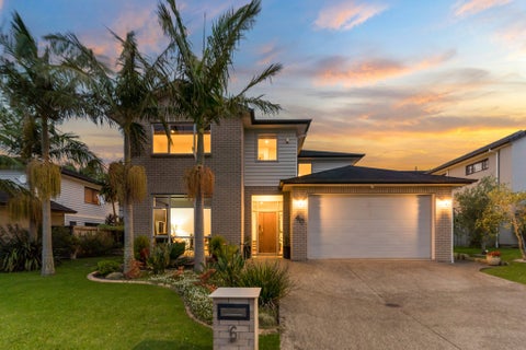 6 Newbury Place, Schnapper Rock, Auckland