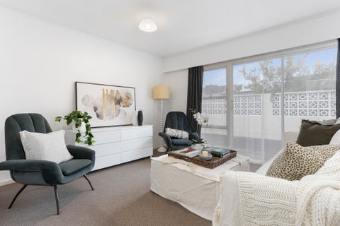 2/125 Bucklands Beach Road, Bucklands Beach, Auckland