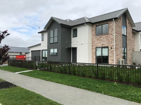 51 Waituarua Drive, Takanini, Auckland