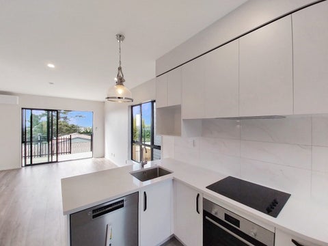 22/241 Don Buck Road, Massey, Auckland