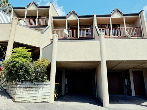 3/9 Pannill Place, Oteha, Auckland