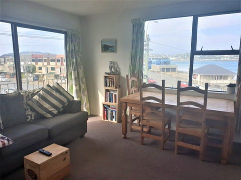 6/102 Lyall Parade, Lyall Bay, Wellington