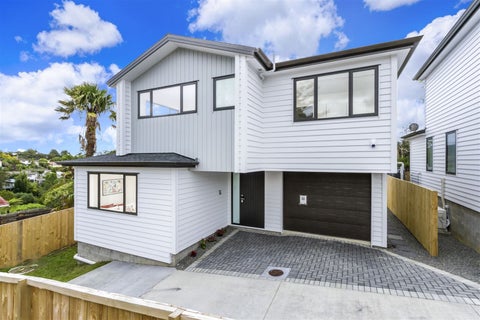 64C Stanley Road, Glenfield, Auckland