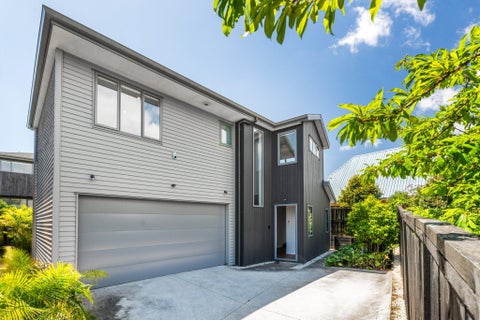 6D O'Halloran Road, Howick, Auckland