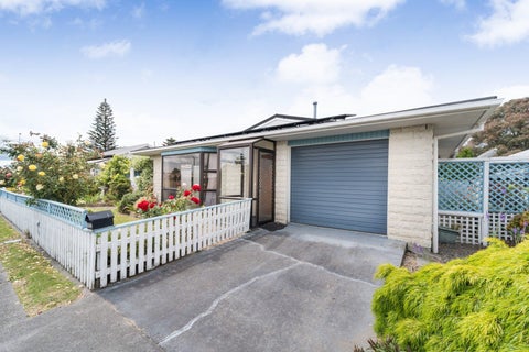 17 Russell Street, Feilding, Feilding