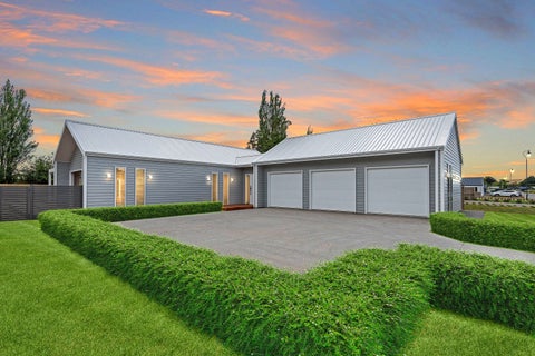 38 Orchard Road, Greytown