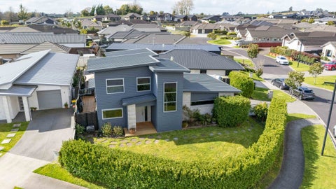 1 Loftus Place, Flagstaff, Hamilton