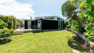 3/38 William Souter Street, Forrest Hill, Auckland