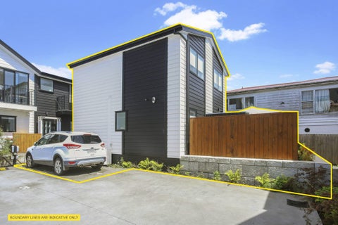 4/6 St Leonards Road, Kelston, Auckland