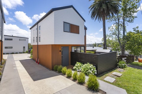 1/48 Salisbury Road, Birkdale, Auckland