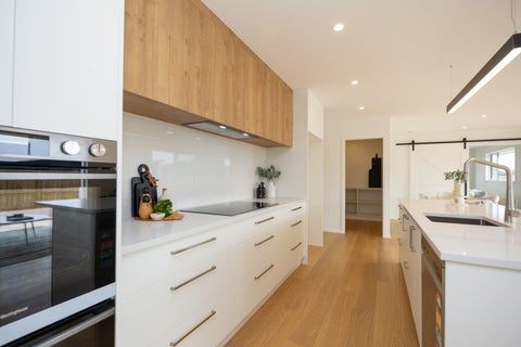 6 Kanzan Grove, Maewa, Feilding