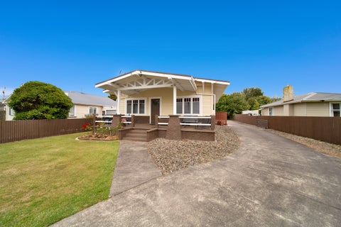 17 Galt Street, Hawera