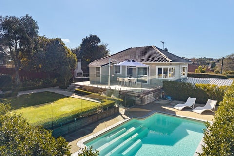 1 Cassino Street, Bayswater, Auckland